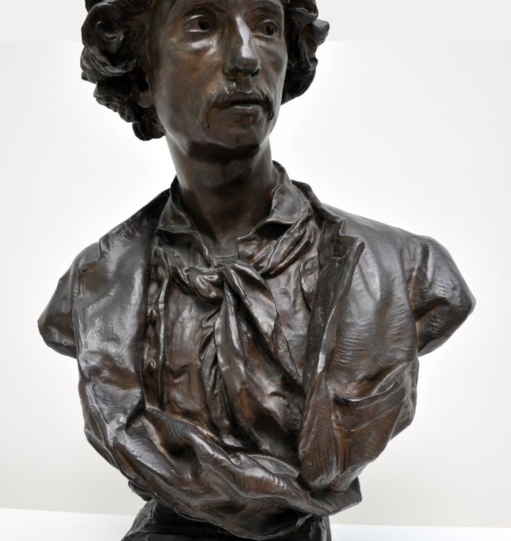 In quel periodo, eccellenze come Charles Garnier ed altri famosi architetti, tra l’800 ed i primi del ’900, realizzarono nella Riviera di Ponente maestosi edifici per l’aristocrazia per lo più anglosassone.